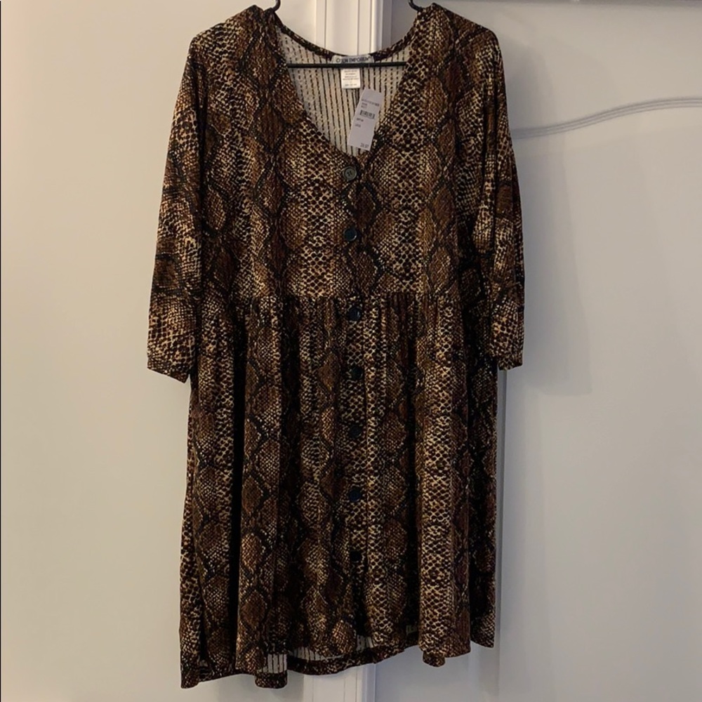 Dress (new with tags)